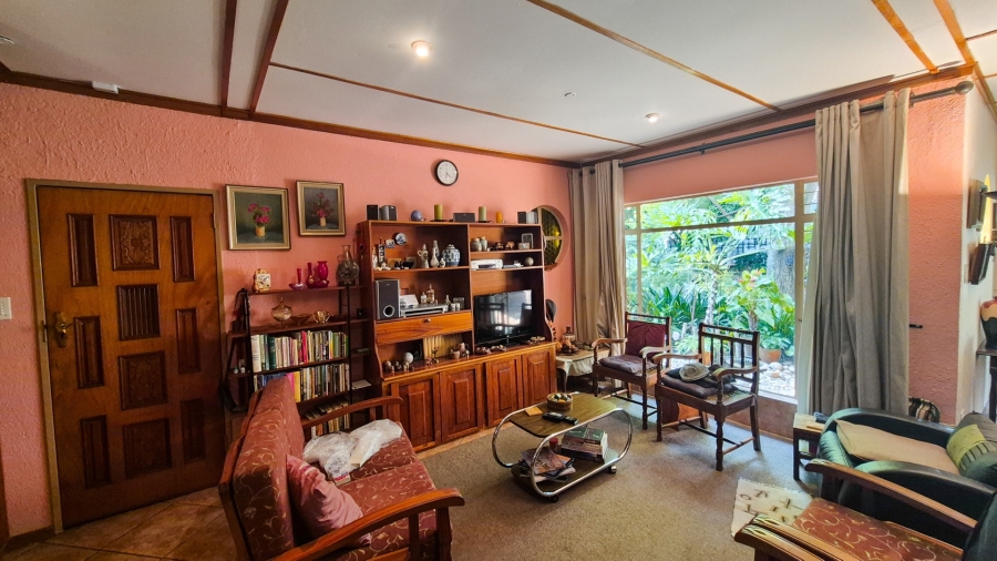 3 Bedroom Property for Sale in Kannoniers Park North West